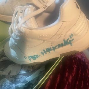 Off White Sneakers